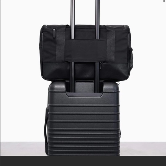 Beis Hanging duffle - Picture 8 of 8